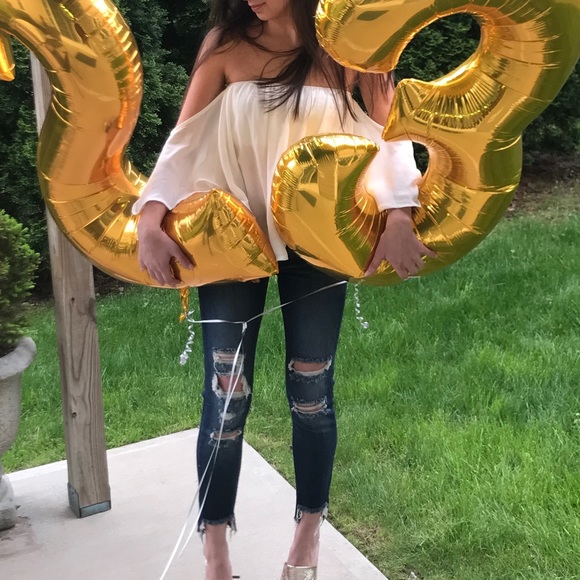 Top - Picture 2 of 3